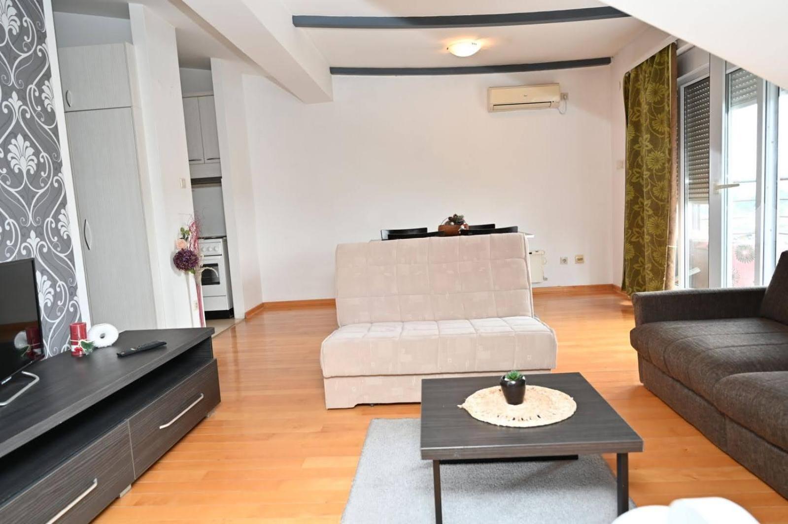 Garmani Apartment Vrnjacka Banja Bagian luar foto