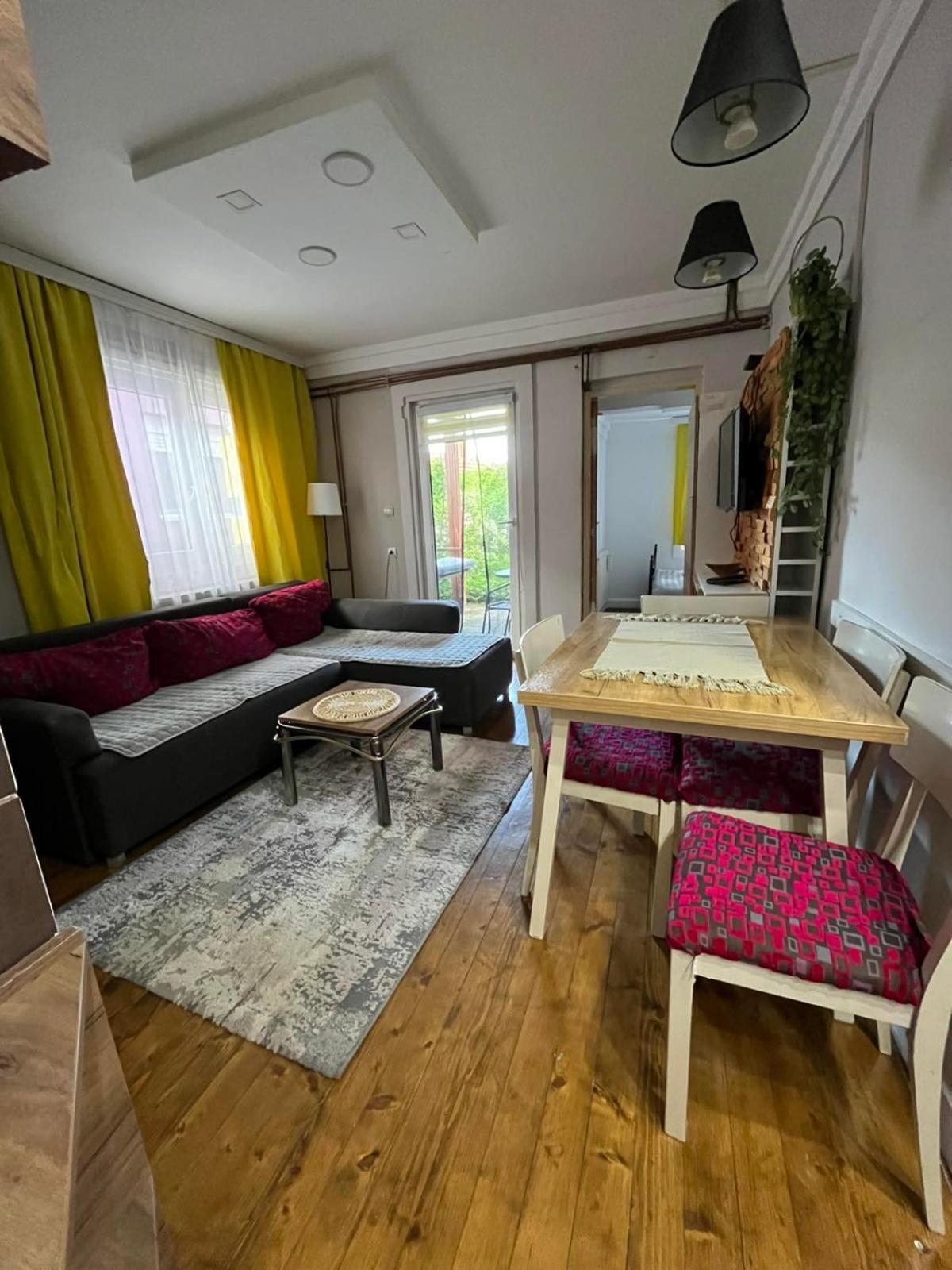 Garmani Apartment Vrnjacka Banja Bagian luar foto