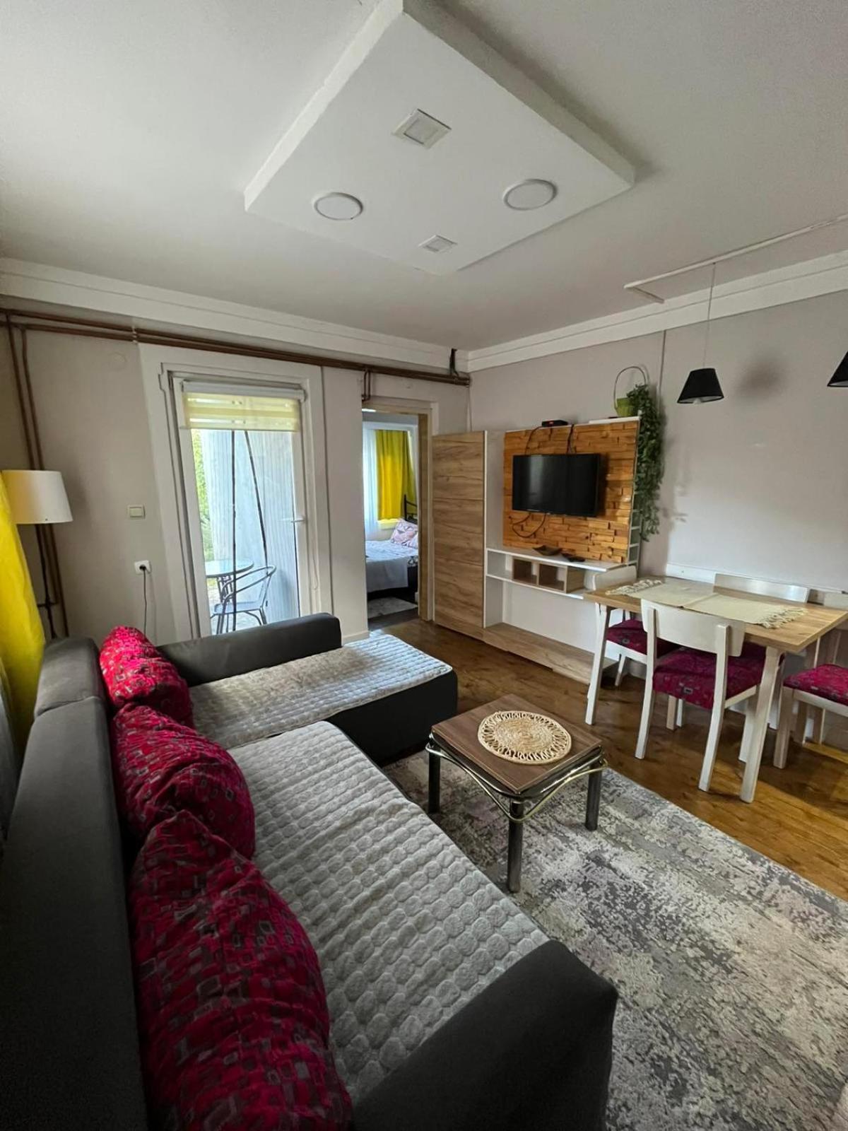 Garmani Apartment Vrnjacka Banja Bagian luar foto
